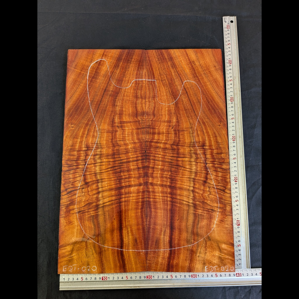 ハワイアンコア 4A+ カーリー エレキギター材 #KOA-EDT-020 : ドロップ